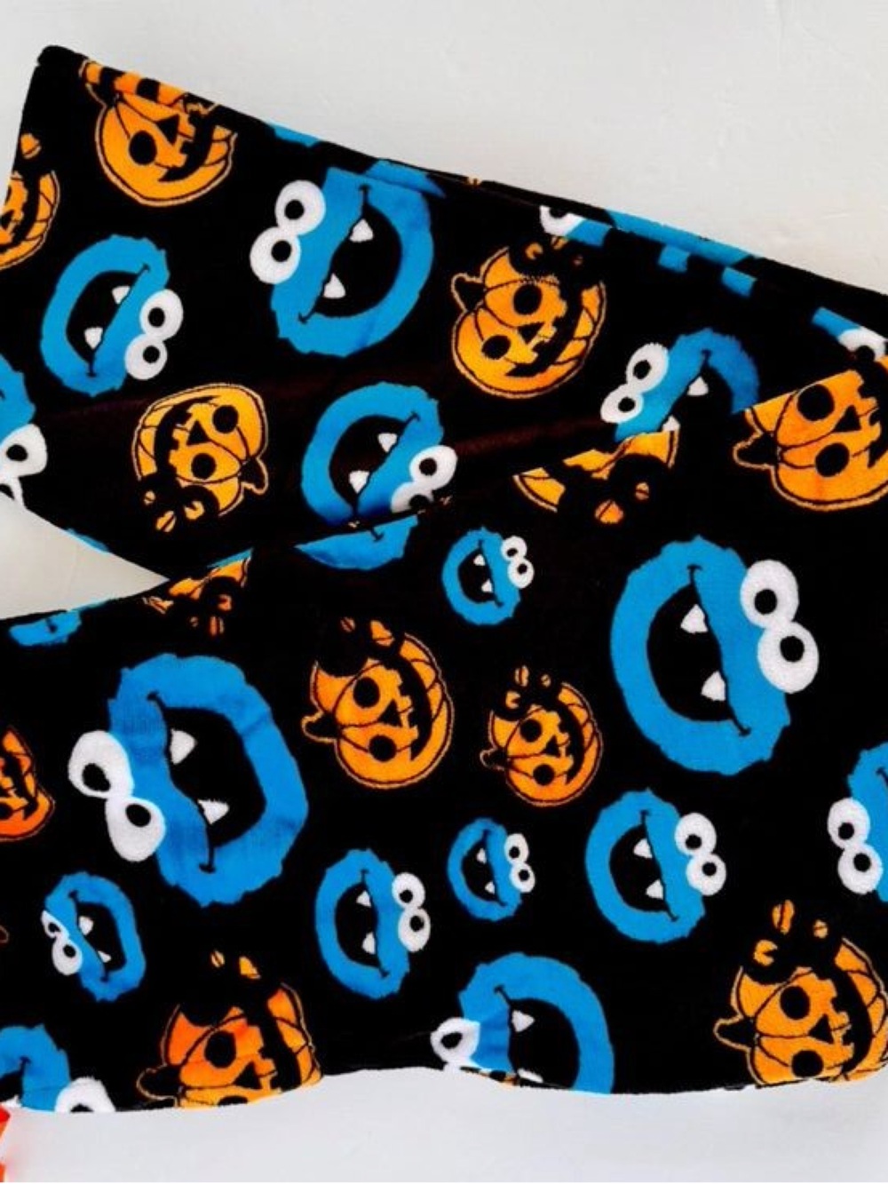 NEW!! Women’s Halloween Cookie Monster and Pumpkin Pajama Soft Pants Size M